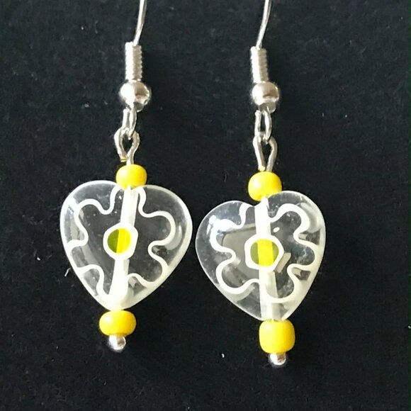Vintage Murano Millefiori Heart Glass Earrings Bead Yellow White Silver Plated - Picture 1 of 10